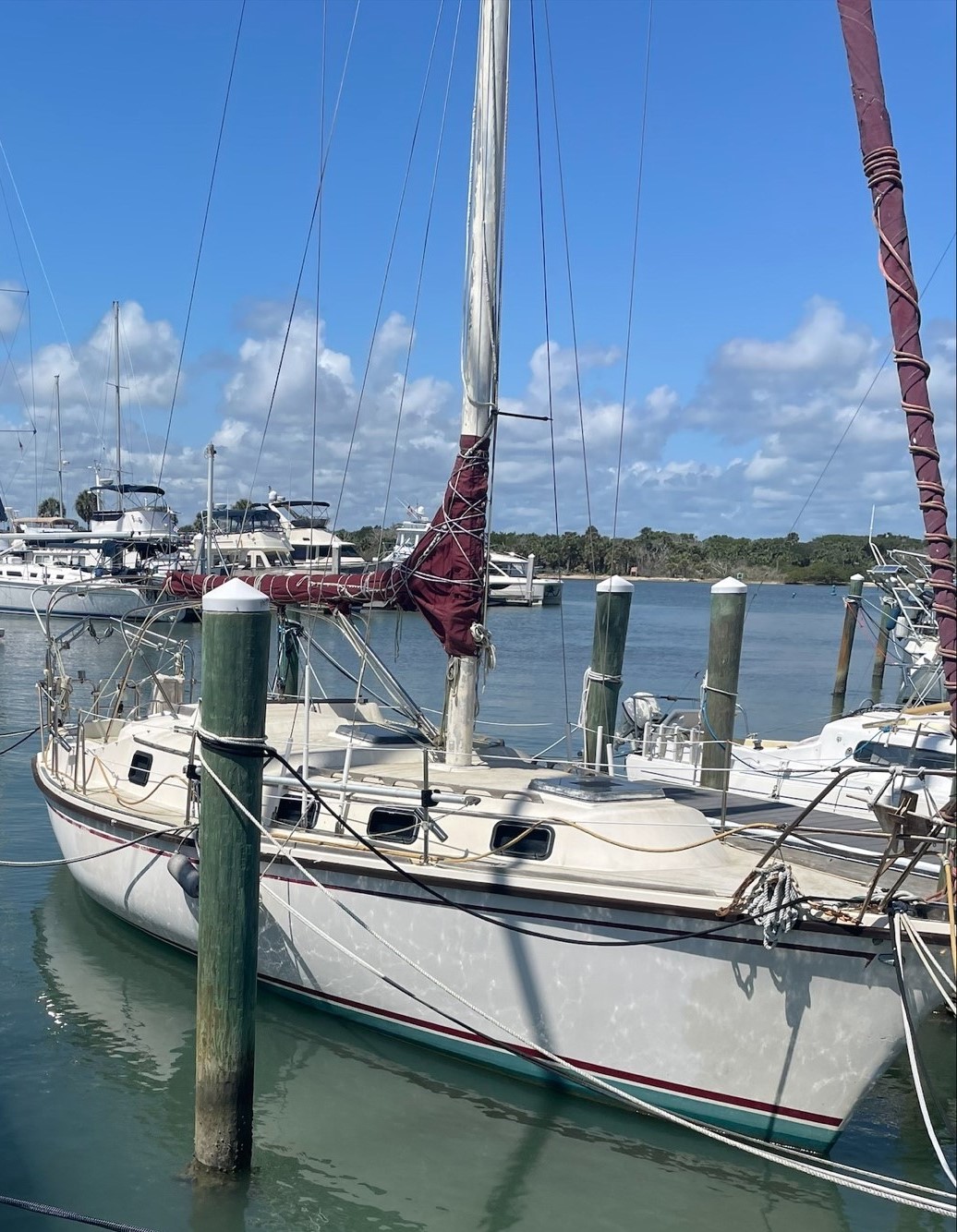 1983 31' Allmand Sloop - BoatNation